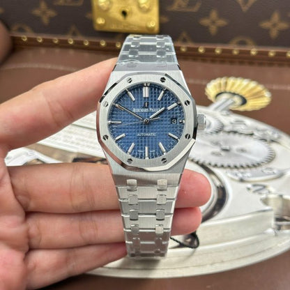 AUDEMARS PIGUET – Royal Oak Ultra Thin