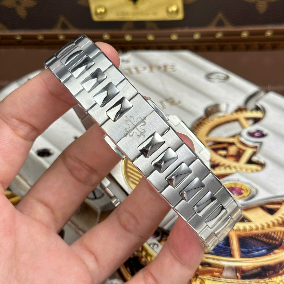 Patek Philippe Cubitus